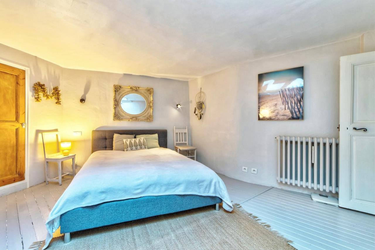 Townhouse Mougins In The Old Village, Fantastic View, Sea And Mountains Luaran gambar
